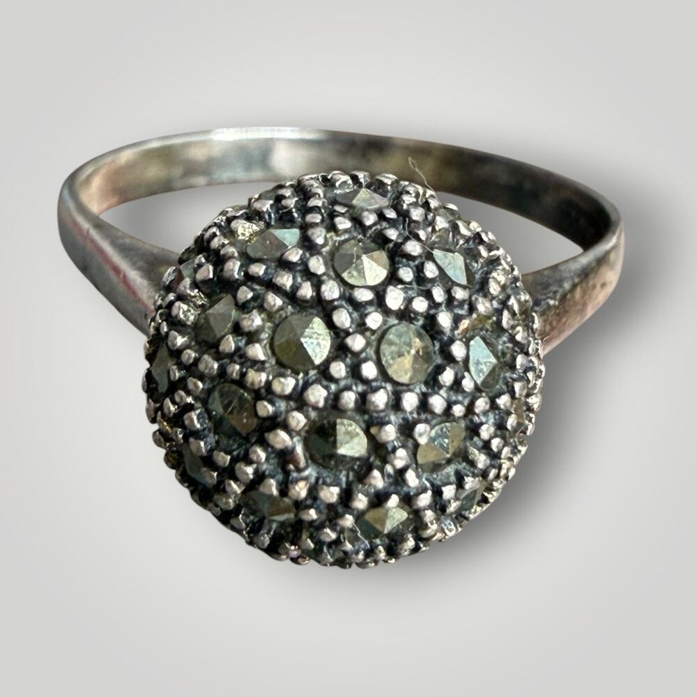 Vintage 925 Sterling Silver Marcasite Dome Ring sz 8,5